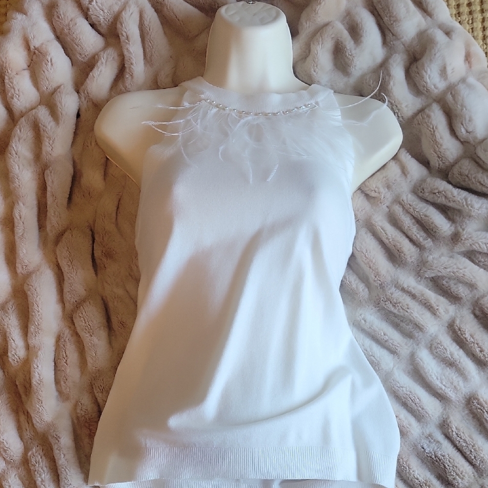NWT 💗 SIANI MILANO Feathers & Pearls Sleeveless Tank Top M Eggshell White